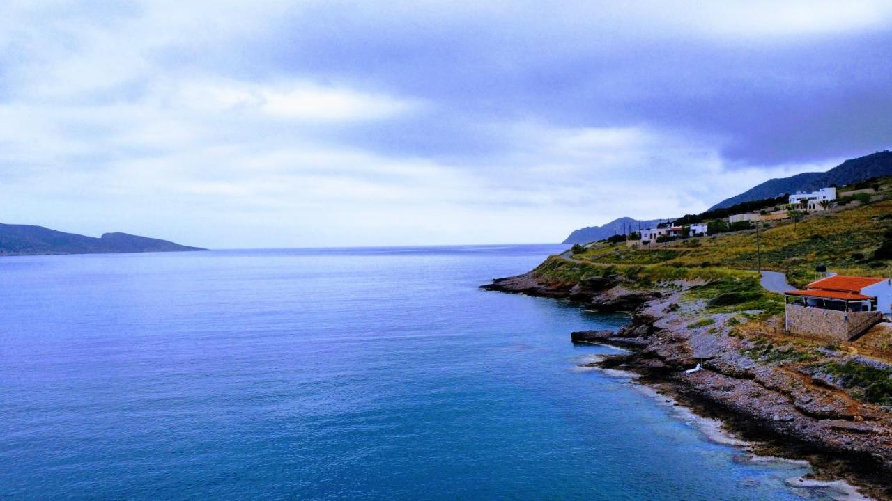 Tholos Alexandra'S Beachfront House Kavousi  Bagian luar foto